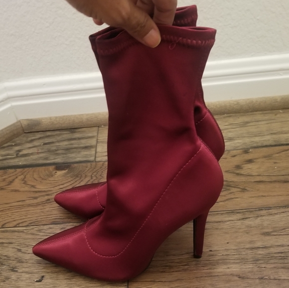 Charlotte Russe Sock Ankle Booties Burgundy Size 7 Satin Ankle Boots - Picture 12 of 14